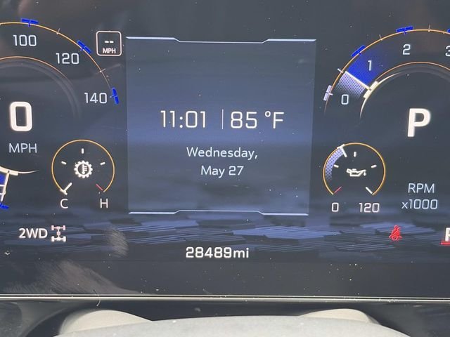 Used 2025 Gray Chevrolet Z71 image 22