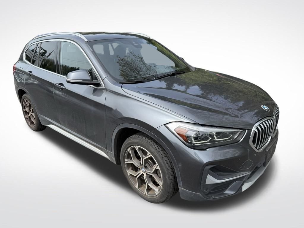 Used 2021 Mineral Gray Metallic BMW xDrive28i image 1