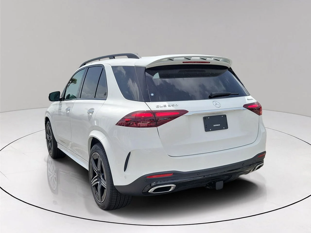 New 2026 Polar White Mercedes-Benz GLE 350 image 6