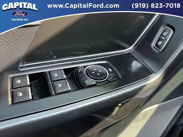 Used 2023 Black Ford XLT image 20