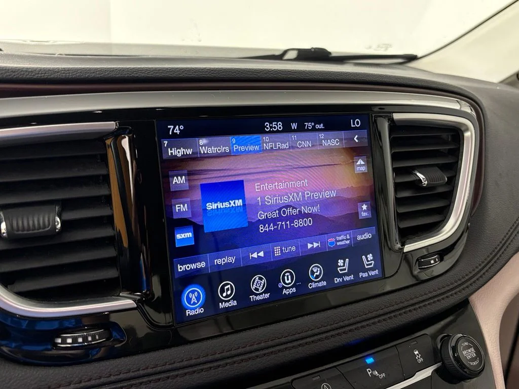 Used 2017 White Chrysler Limited image 24