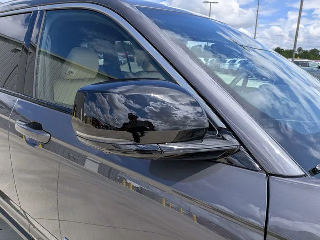 New 2026 Baltic Gray Metallic Clear-Coat Exterior Paint Jeep Limited image 11
