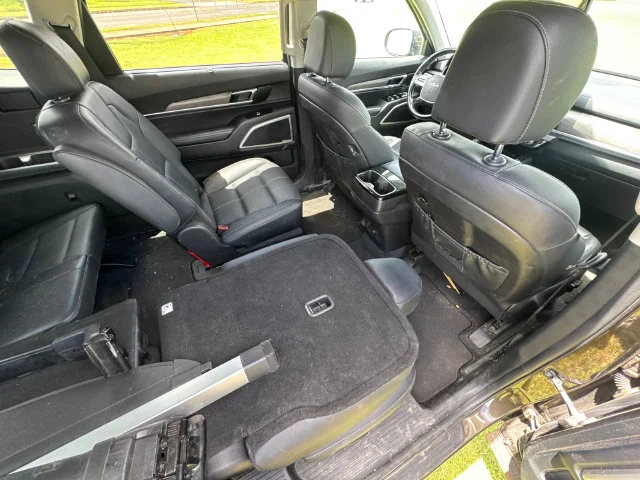 Certified Used 2022 Green Kia EX image 20