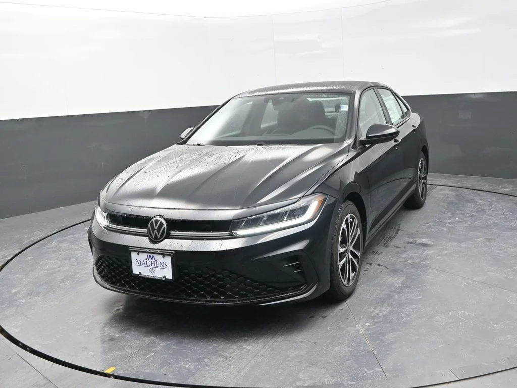 New 2026  Volkswagen 1.5T Sport image 4