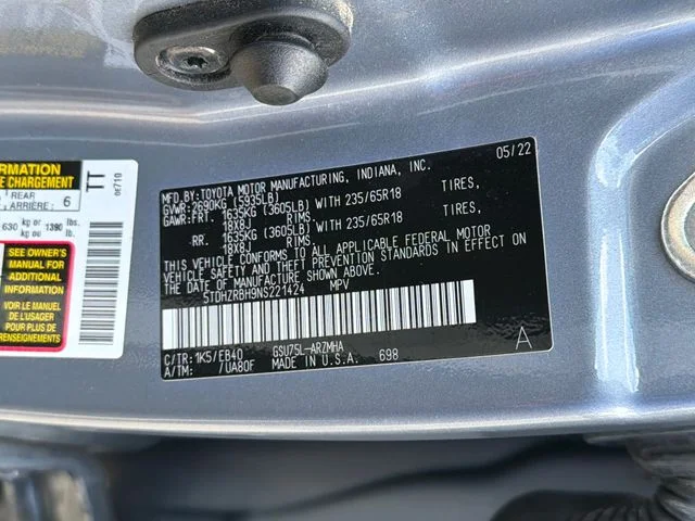 Used 2022  Toyota XLE image 30