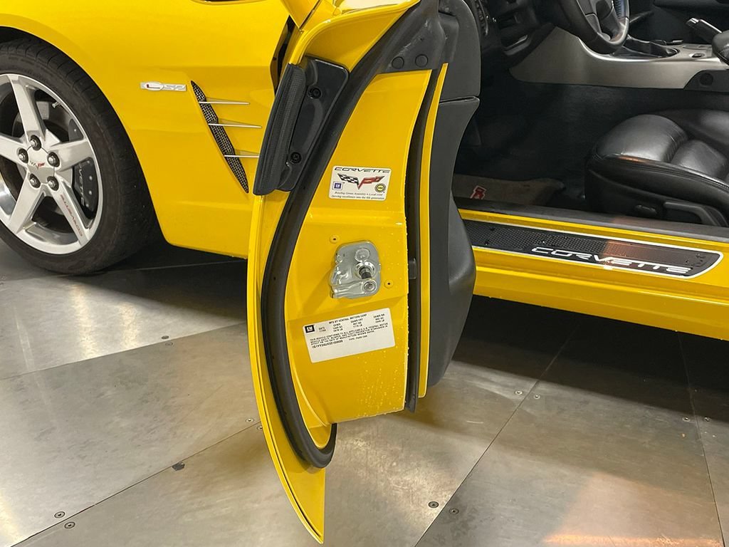 Used 2005 Millenium Yellow Chevrolet BASE image 57