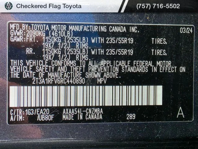 Used 2024 Magnetic Gray Metallic Toyota XLE Premium image 23