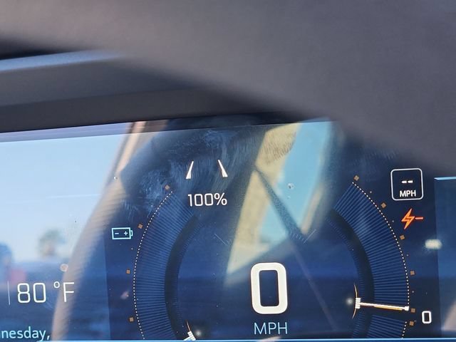 2027 Chevrolet Bolt LT - Photo 14