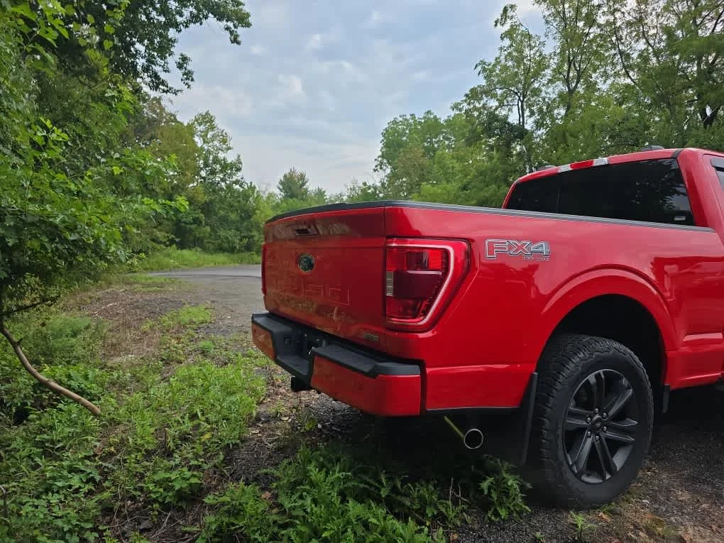 Used 2023 Race Red Ford XLT image 5