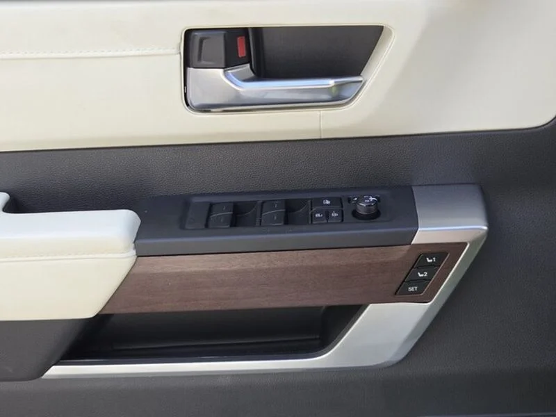 Used 2024 Wind Chill Pearl Toyota Capstone image 29