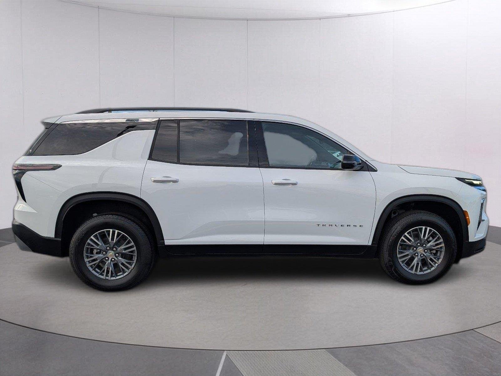 New 2027 Summit White Chevrolet LT image 8
