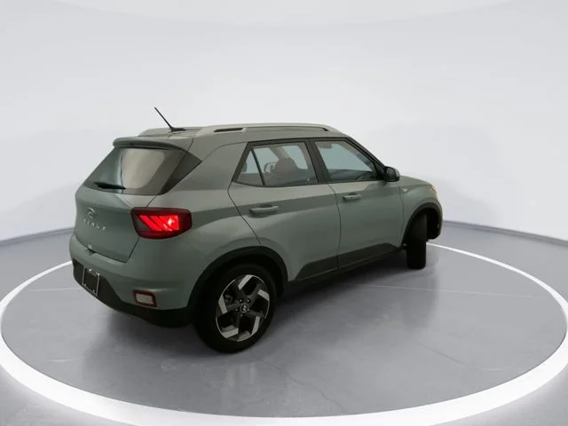 Used 2026 Green Hyundai SEL image 6
