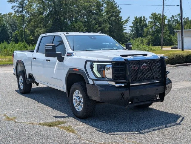 Used 2024 White GMC Pro image 3