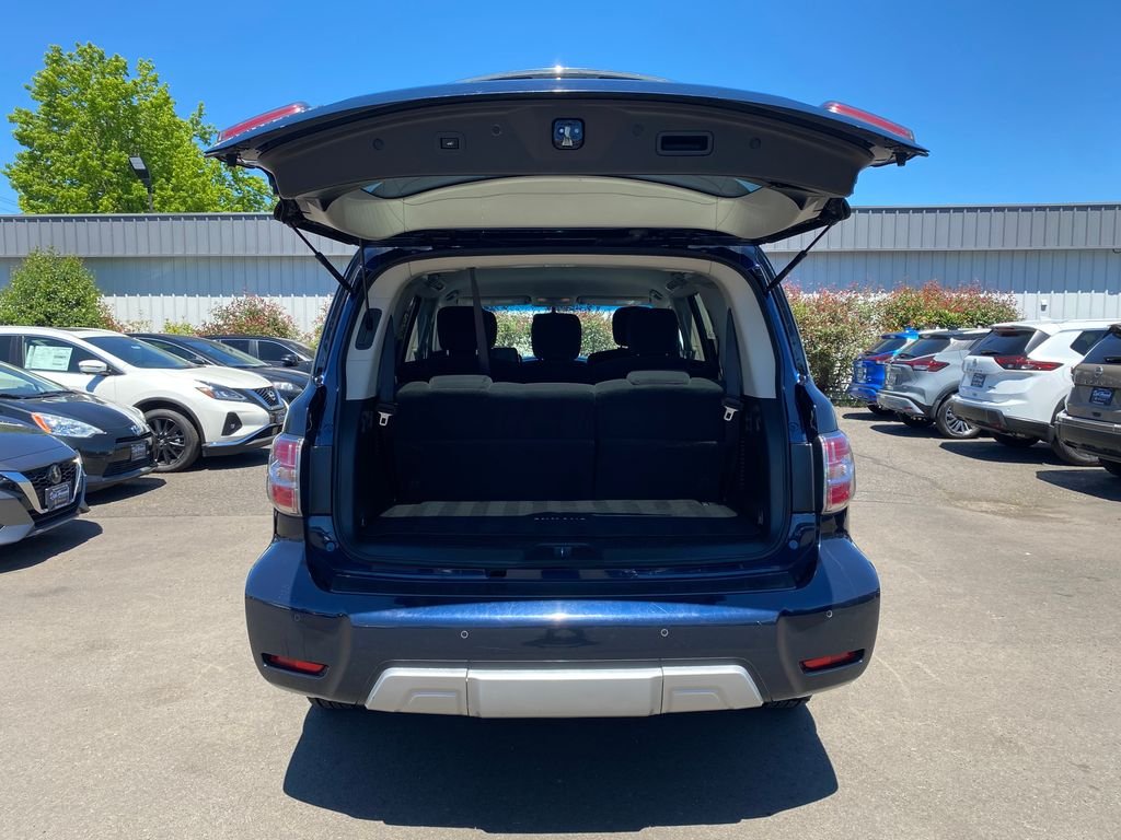 Used 2018 Blue Nissan SV image 9
