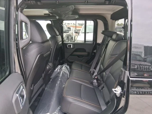 New 2026 Black Clear-Coat Exterior Paint Jeep Sahara image 21