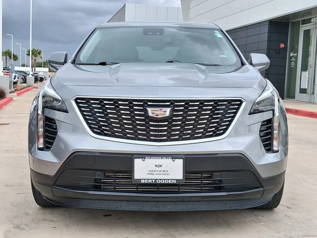 Used 2023 Argent Silver Metallic Cadillac Luxury image 2