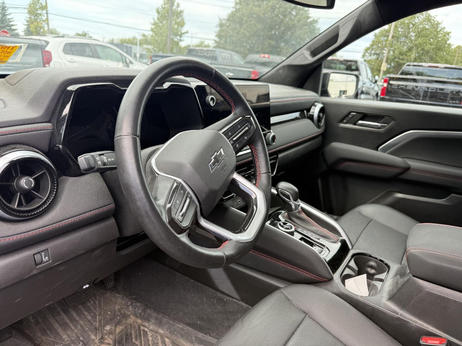 Used 2023 Black Chevrolet 4WD Z71 image 8