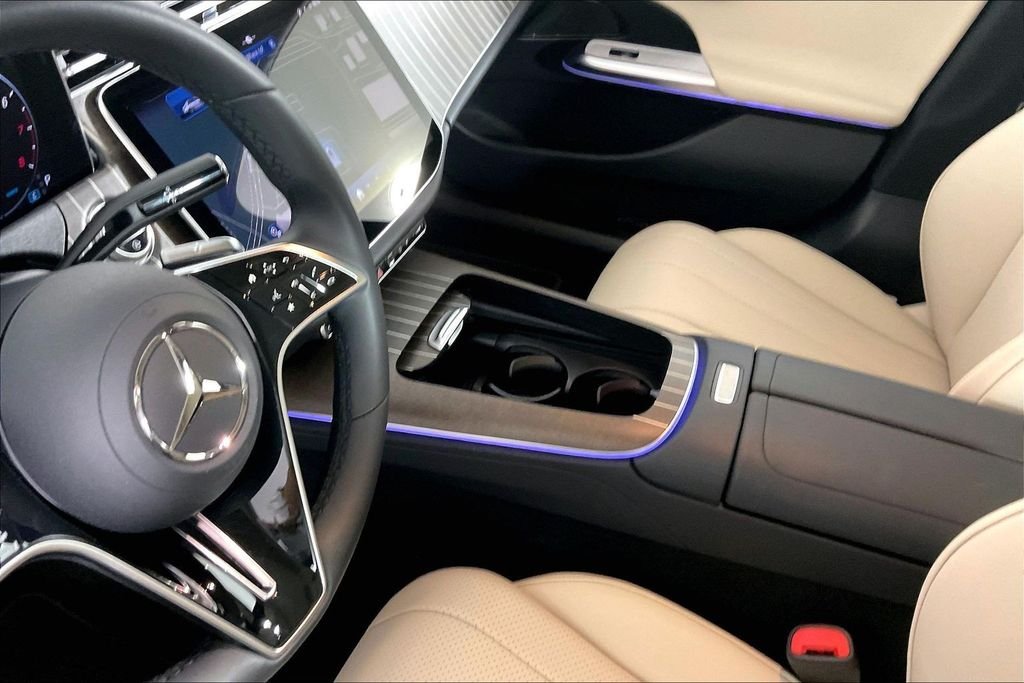 2026 Mercedes-Benz E-Class E350 - Photo 12