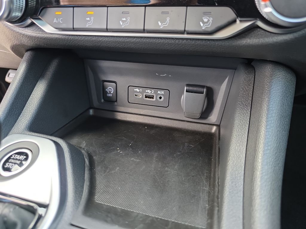 Used 2025 Gun Metallic Nissan SV image 17