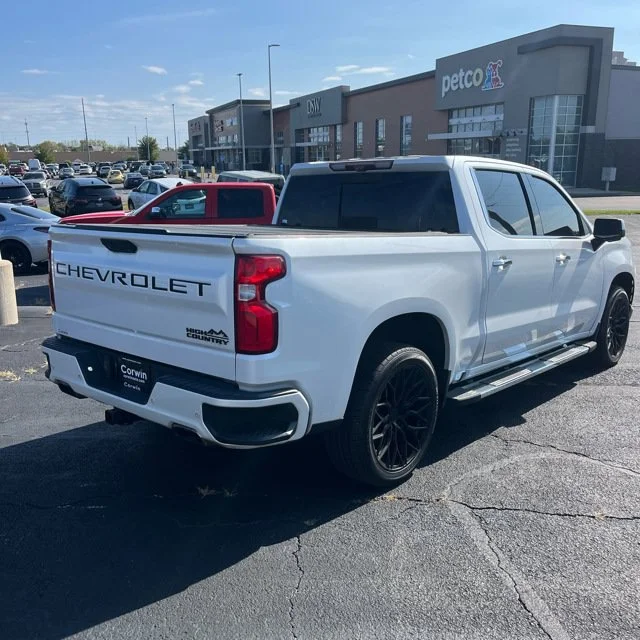 Used 2020 Beige Chevrolet High Country image 4
