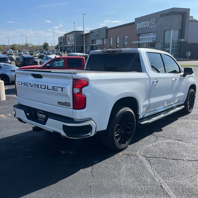 Used 2020 Beige Chevrolet High Country image 4