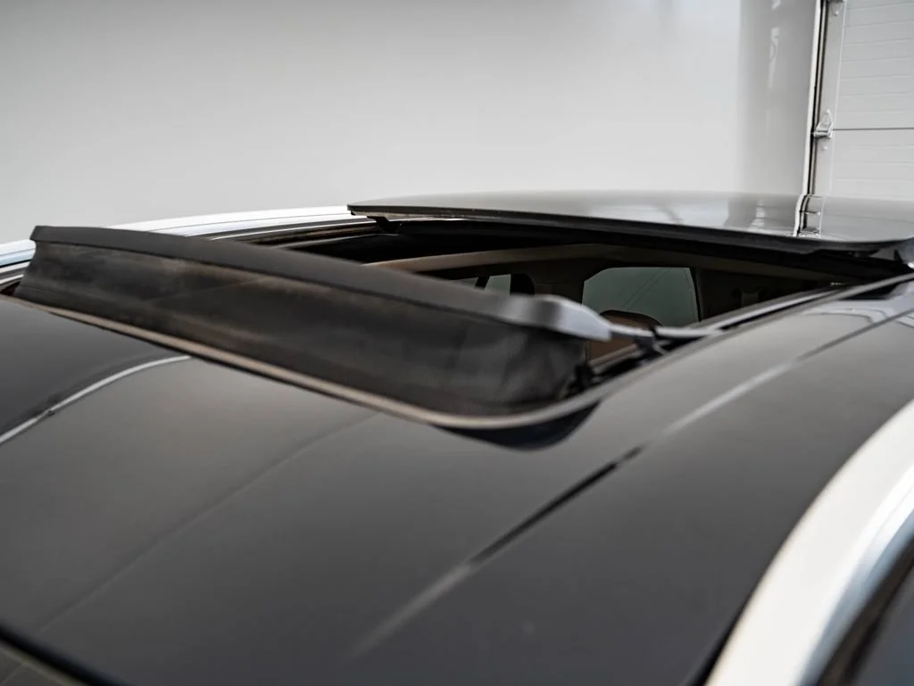 Used 2021 Flight Blue Lincoln Reserve image 14
