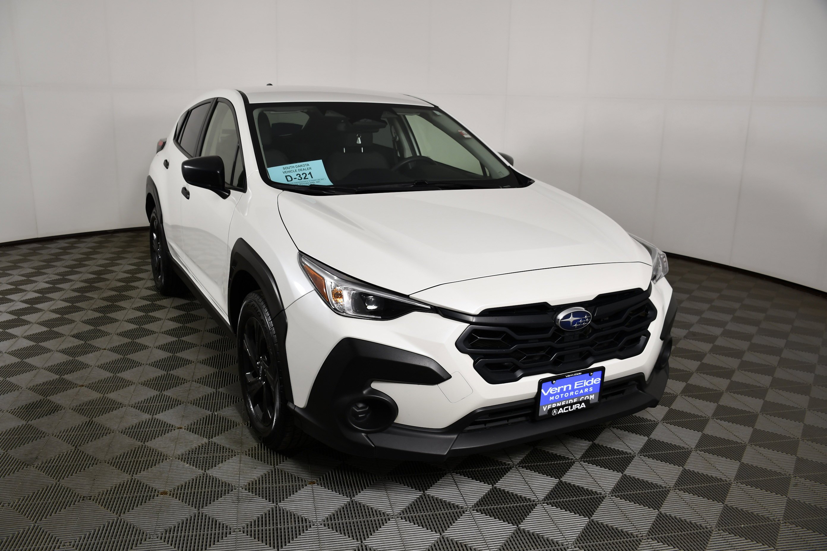 Used 2024 Crystal White Pearl Subaru Base image 3