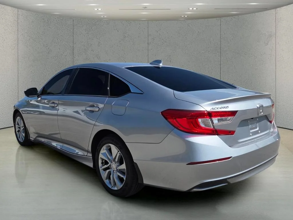 Used 2020 Silver Honda LX image 7