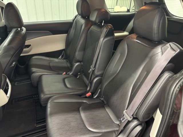 2024 Kia Carnival LX Seat Pkg - Photo 10