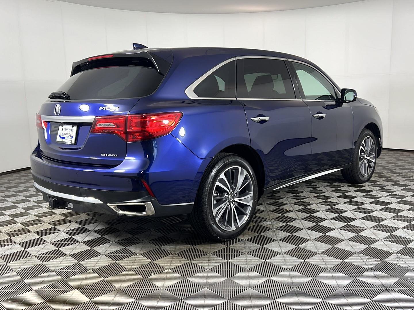 Used 2019  Acura w/Technology Pkg image 5