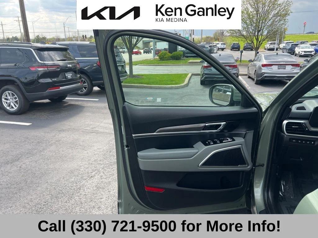 Certified Used 2024 Green Kia EX X-Line image 26