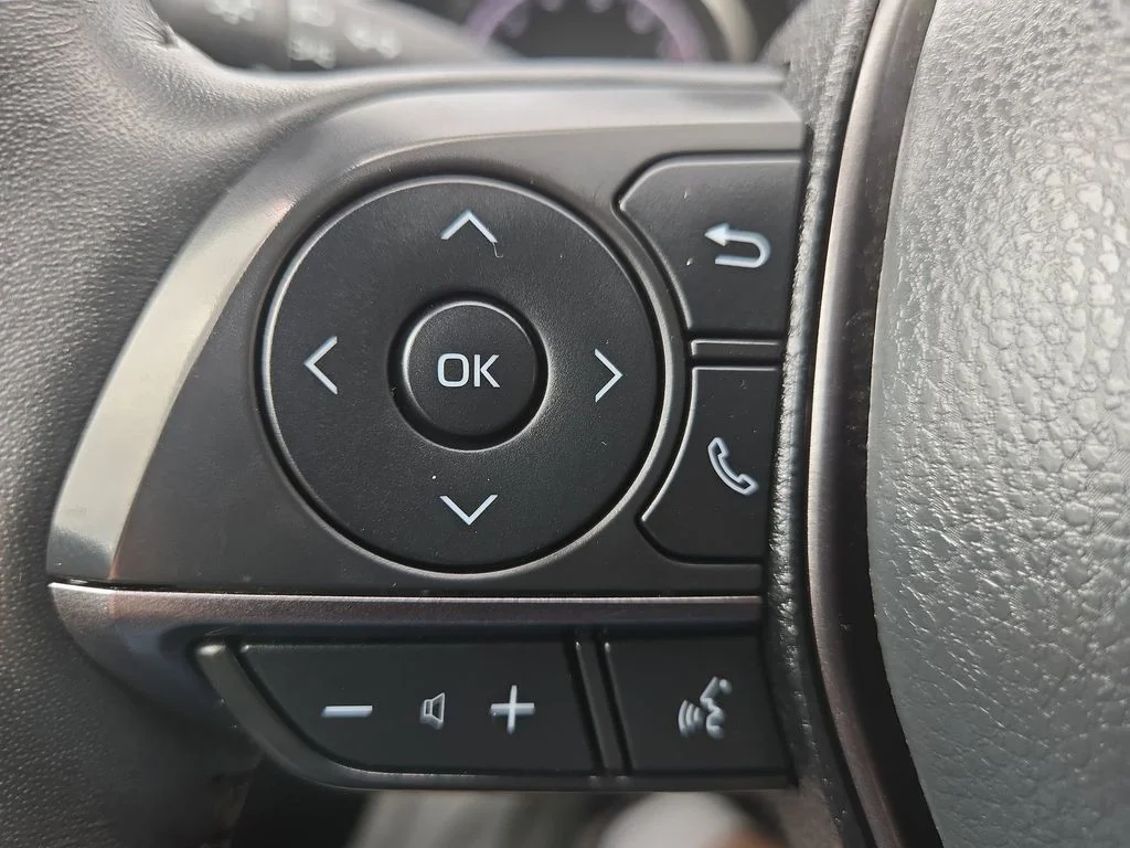 Used 2024  Toyota SE Nightshade image 48