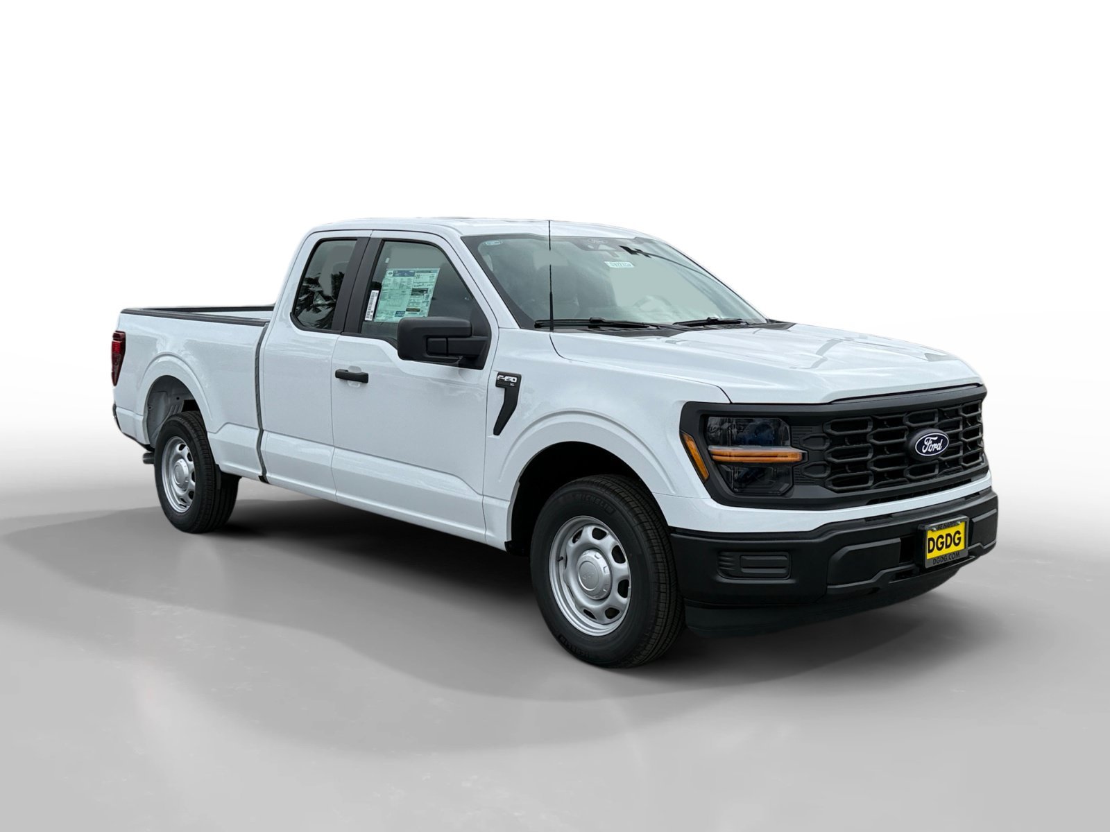 New 2026 Oxford White Ford XL image 7
