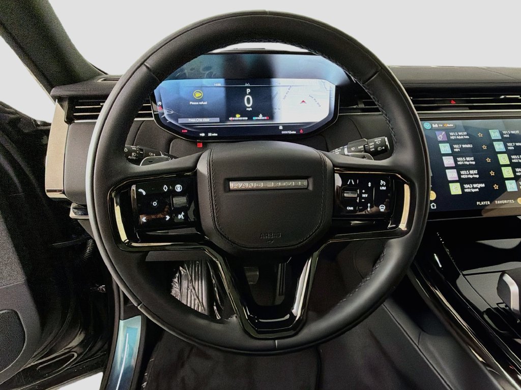 New 2027 Santorini Black Land Rover Dynamic SE P400 image 11