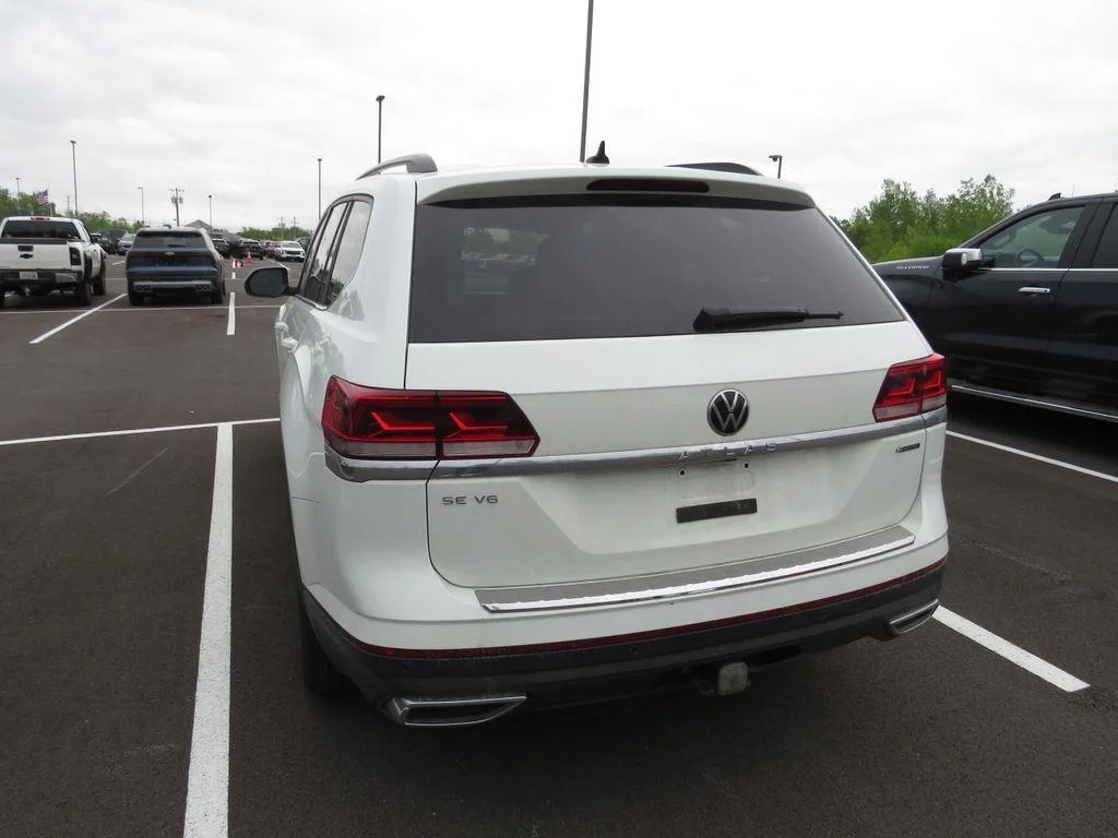 Used 2023 Pure White Volkswagen 3.6L V6 SE w/Technology image 12