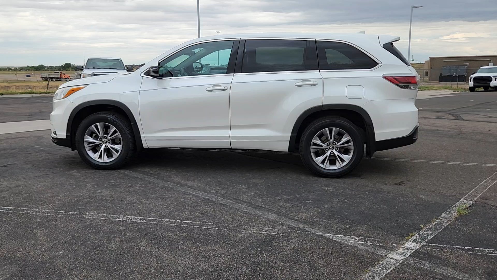 Used 2016 Toyota Highlander LE Plus with VIN 5TDBKRFHXGS349064 for sale in Cheyenne, WY
