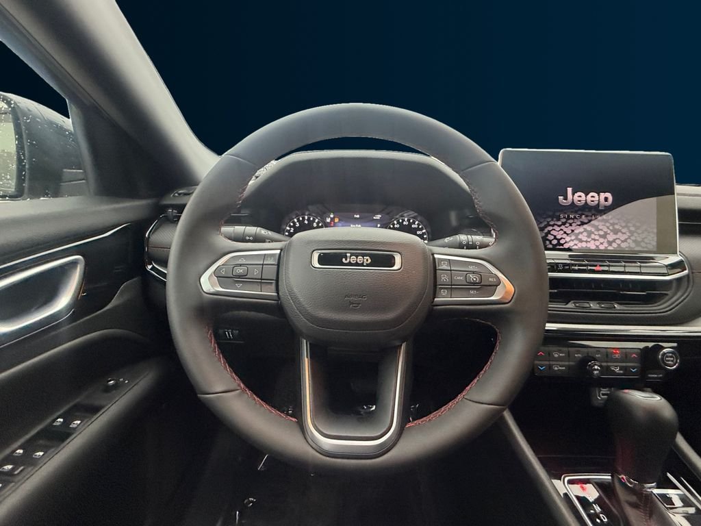 Used 2025 Silver Jeep Trailhawk image 13