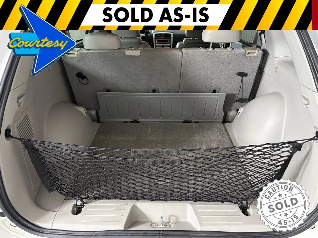 Used 2007 White Chevrolet LT image 30