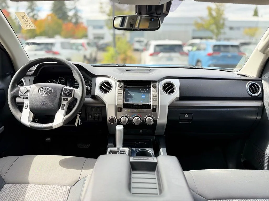 Used 2019 Blue Toyota SR5 image 24
