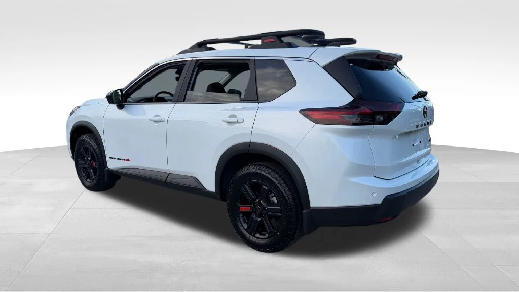 New 2026 Everest White Pearl TriCoat Nissan Rock Creek® image 5