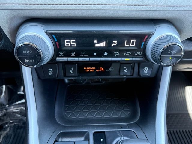 2021 Toyota RAV4 XLE Premium - Photo 25