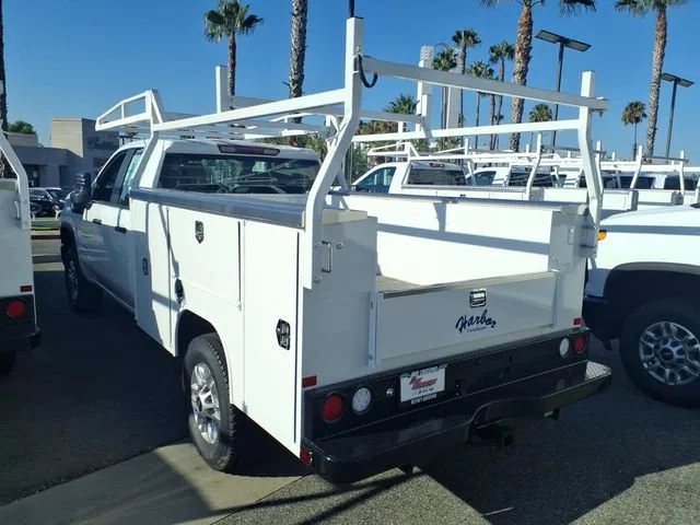 New 2026 Summit White Chevrolet WT image 14