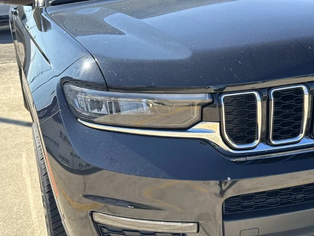 Used 2022 Black Jeep Limited image 2