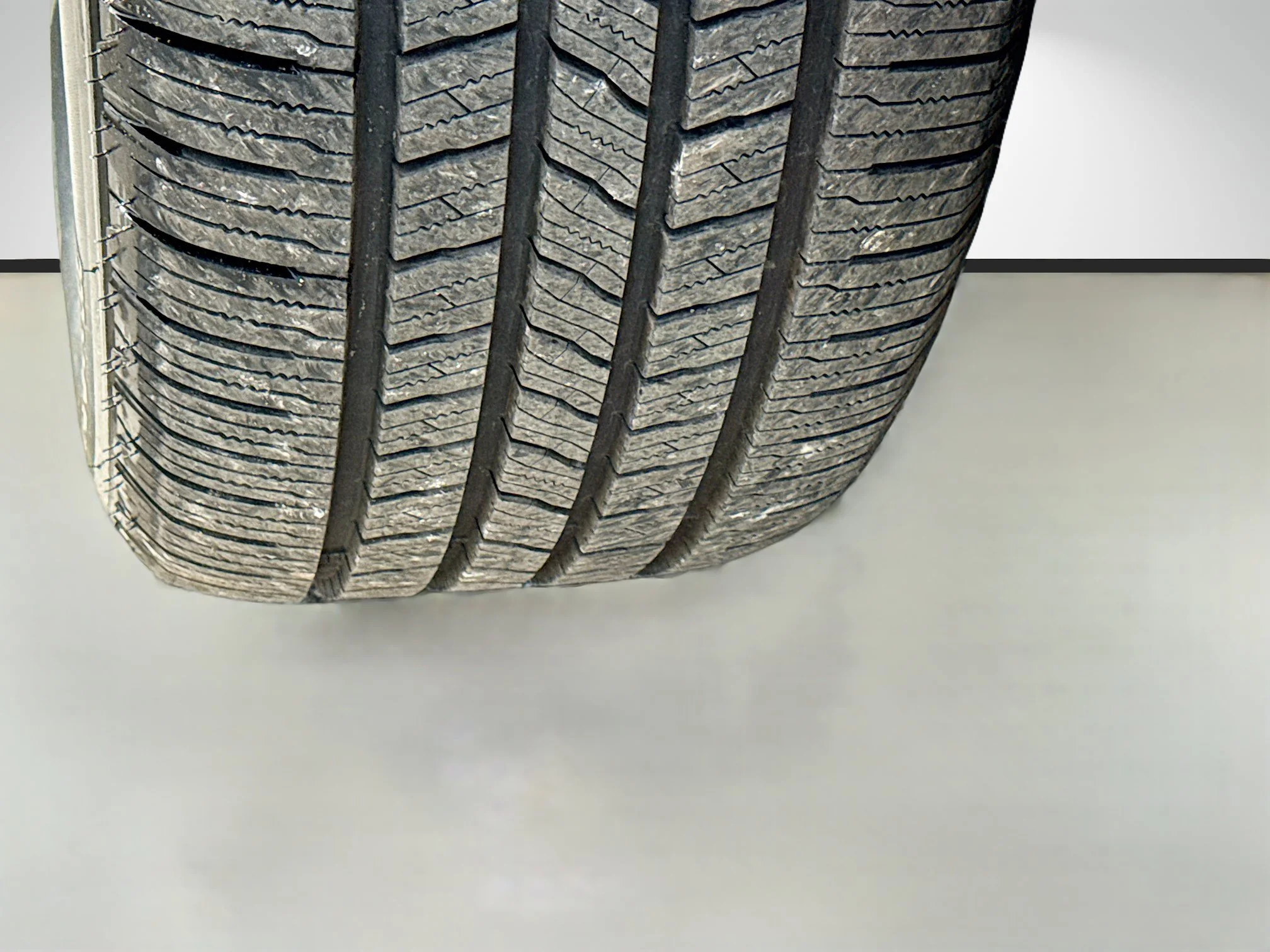 Used 2022 Blue Metallic Ford Limited image 9