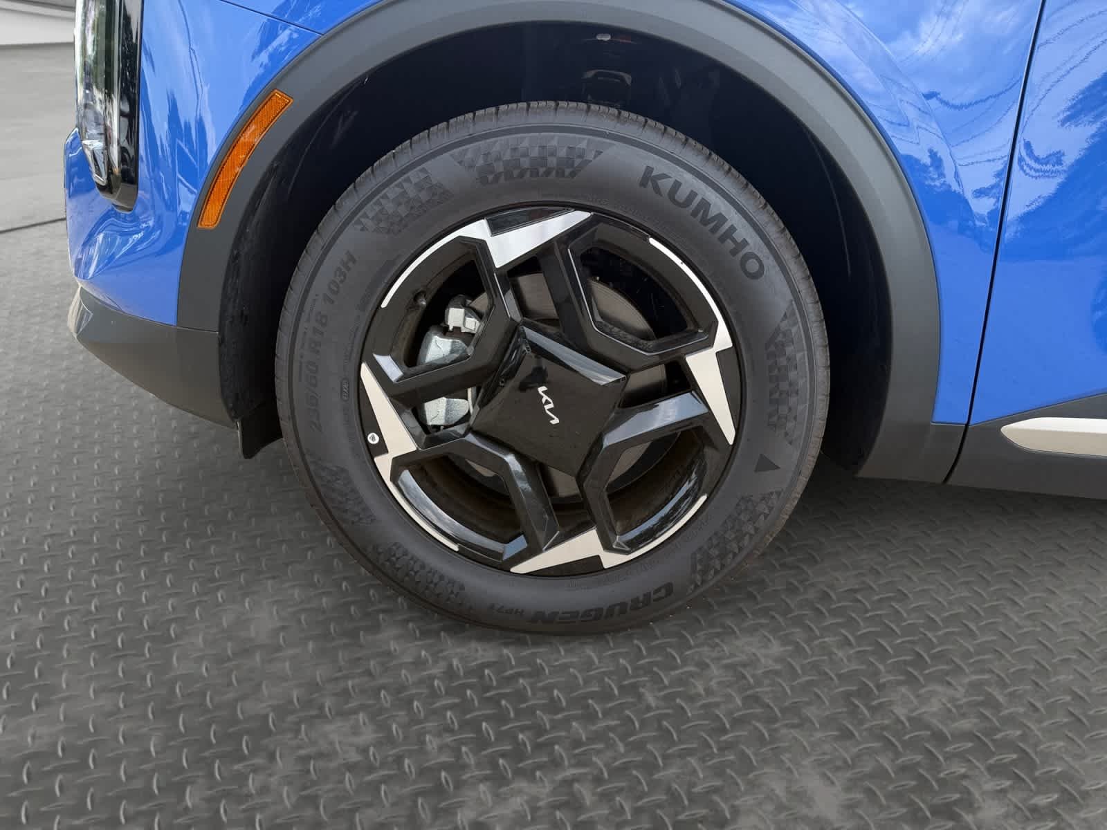 2026 Kia Sportage EX - Photo 9