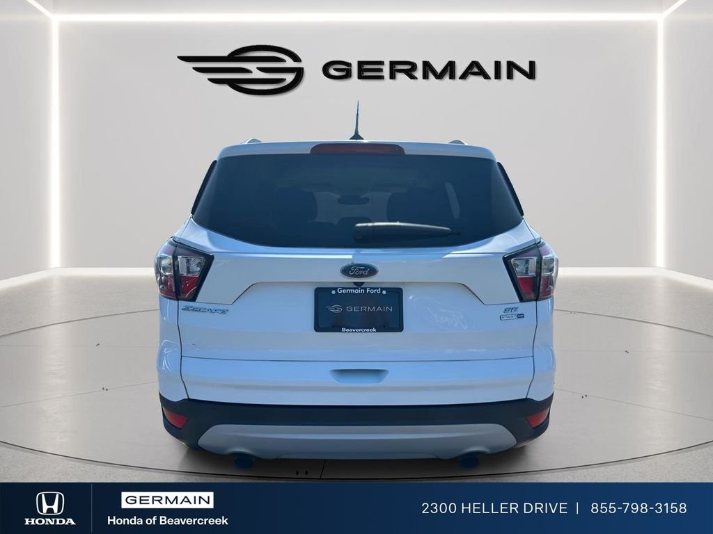 Used 2018 Oxford White Ford SE image 6