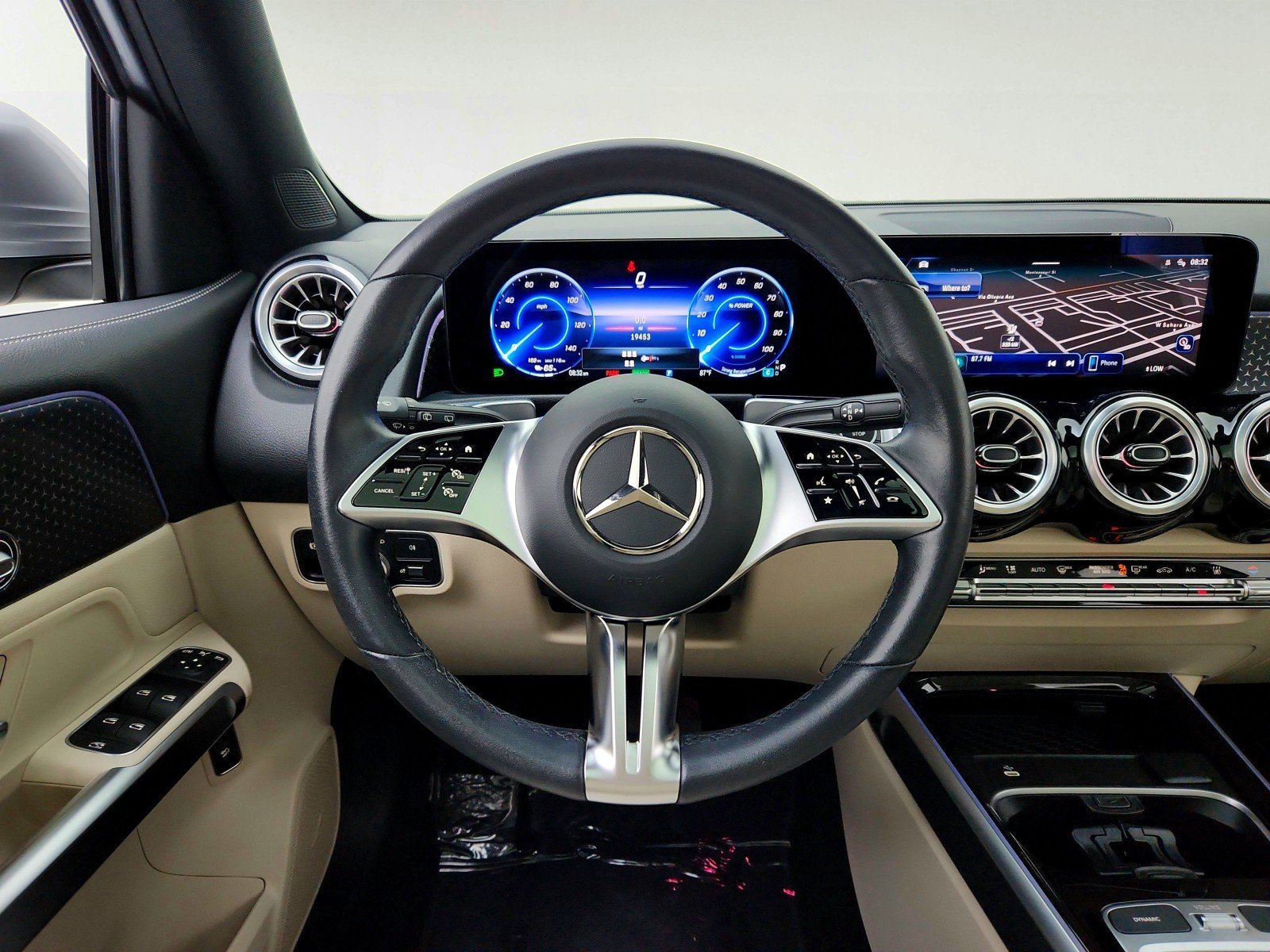 Certified Used 2024 Cirrus Silver Metallic Mercedes-Benz EQB 250+ image 23