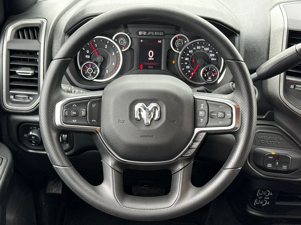 New 2026 Bright White Clearcoat RAM Tradesman image 15