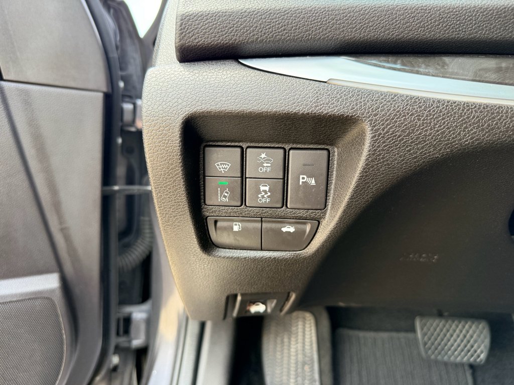 Used 2018 Crystal Black Pearl Acura w/Advance Pkg image 15