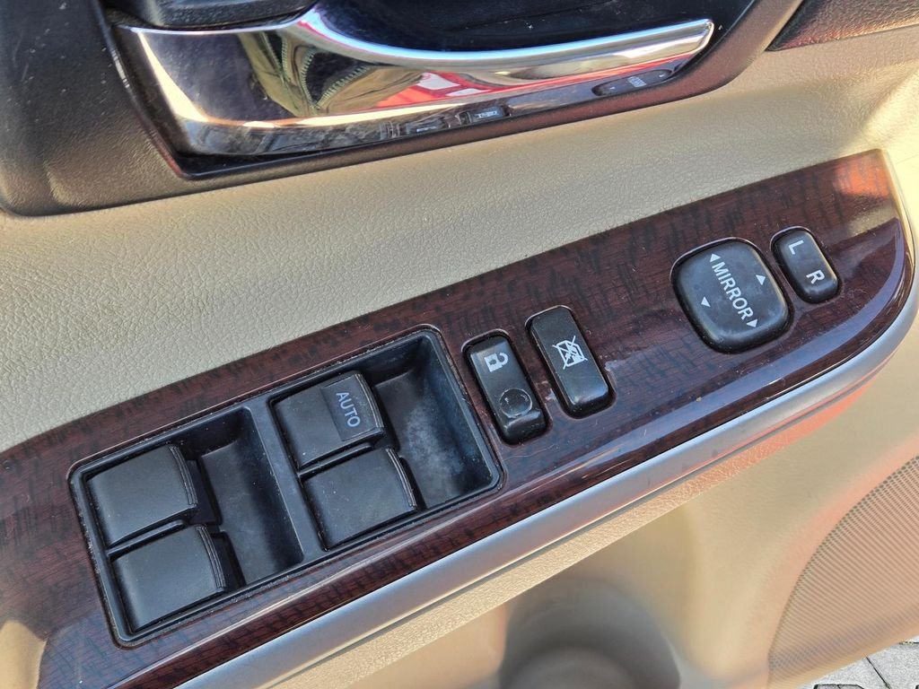 2012 Toyota Camry XLE - Photo 13